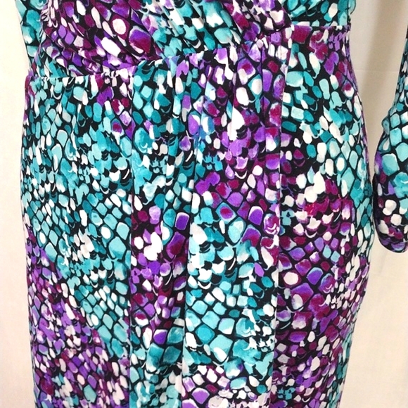 Shelli Segal Faux Wrap Cocktail Dress Size 2 Purple Teal Ruched V-Neck Elegant - Picture 8 of 15